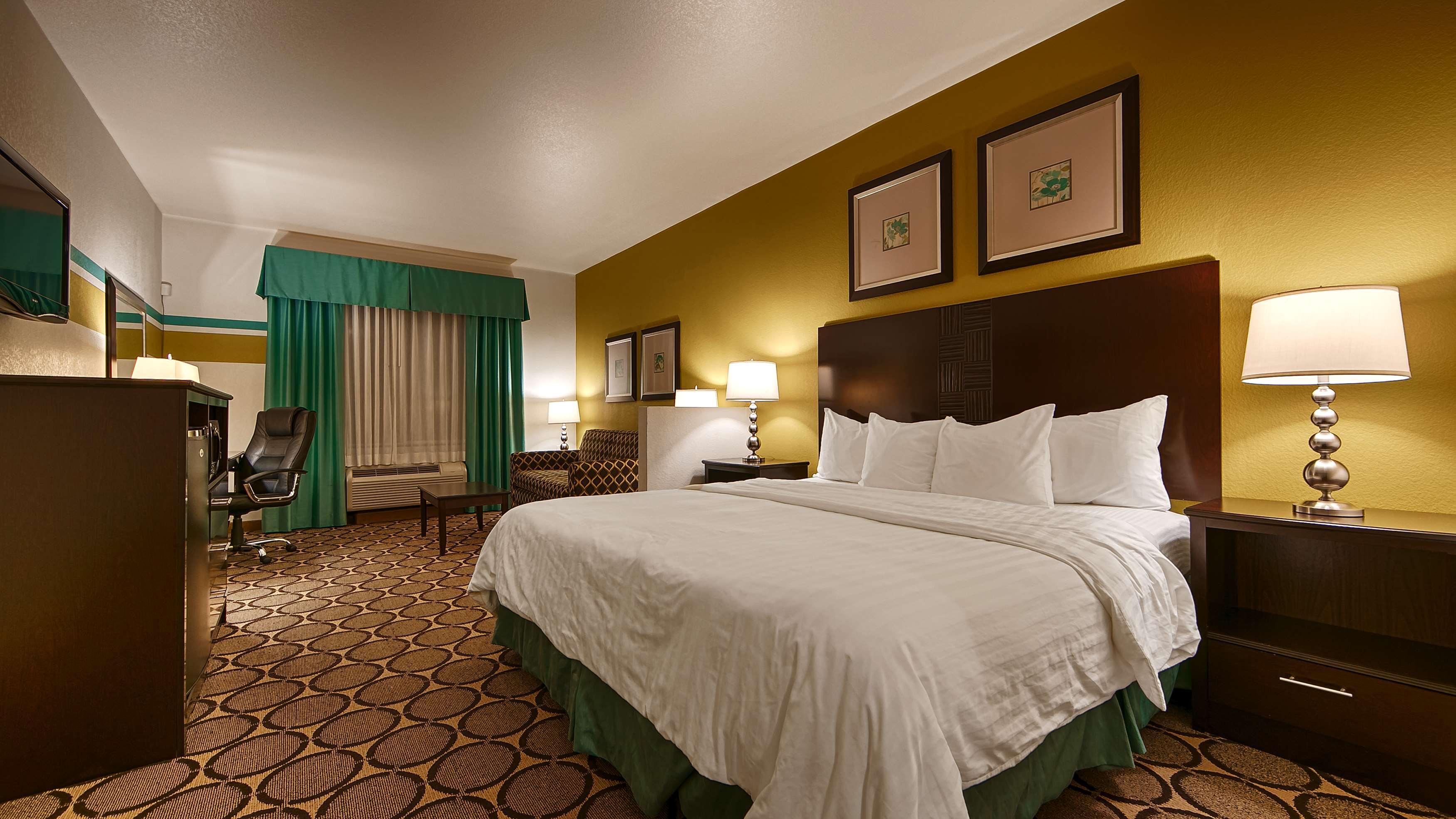 Best Western Douglas Inn & Suites Bagian luar foto