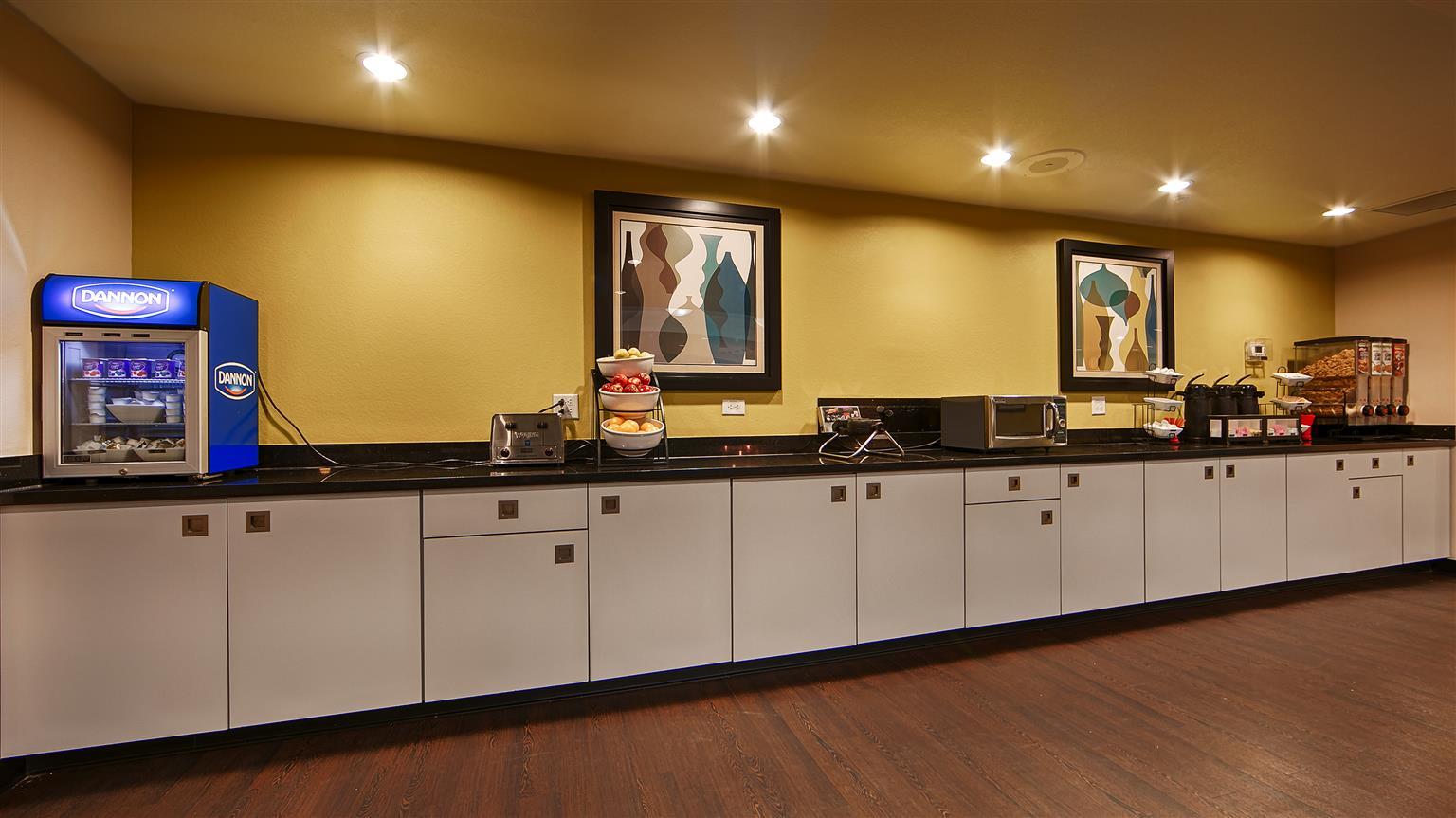 Best Western Douglas Inn & Suites Bagian luar foto